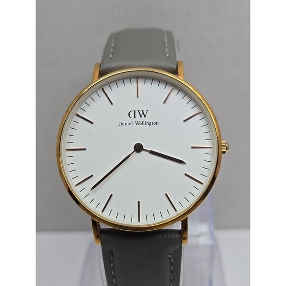 Daniel Wellington Canterbury 36mm Rose Gold Red White Blue Nato Strap New Batt main image 10